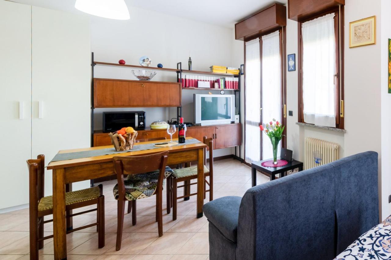 Parma Fiere Studio Con Parcheggio E Balcone Διαμέρισμα Εξωτερικό φωτογραφία