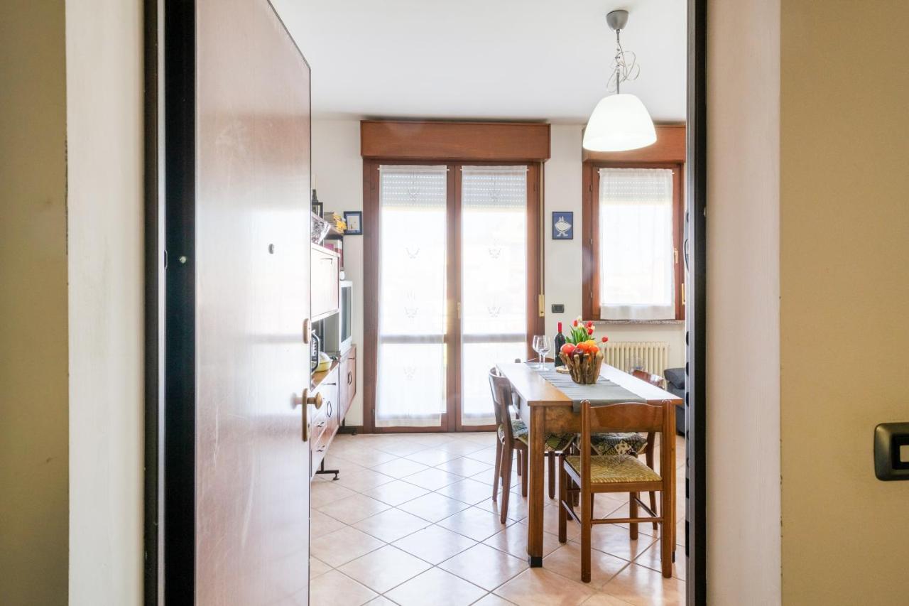Parma Fiere Studio Con Parcheggio E Balcone Διαμέρισμα Εξωτερικό φωτογραφία